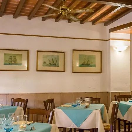 Elba 3* מרינה די קמפו