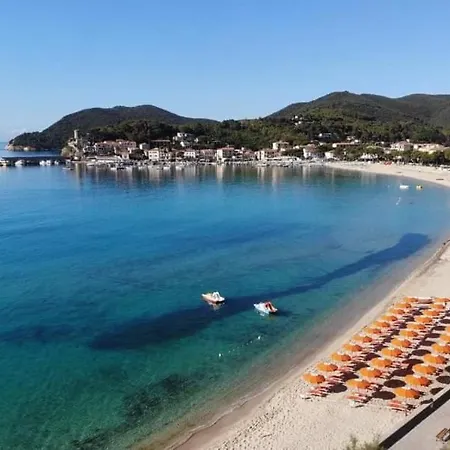 ホテル Elba